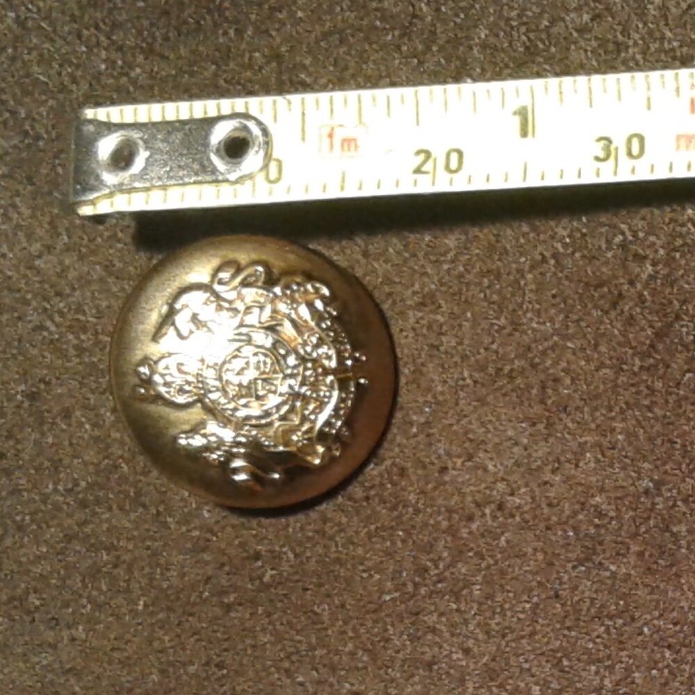 RL Crest Small Gold Button (1)